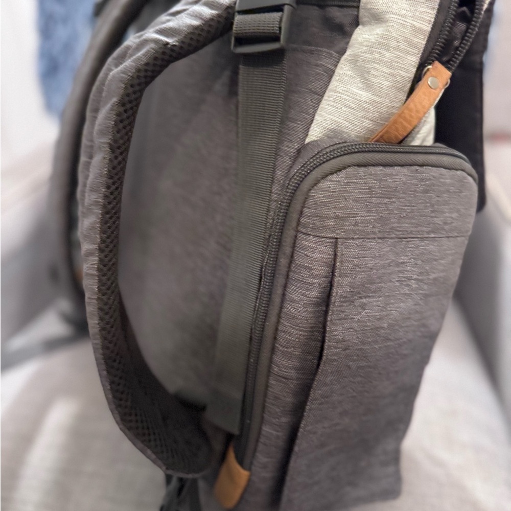 Eddie Bauer Diaper Backpack - Picture 5 of 8